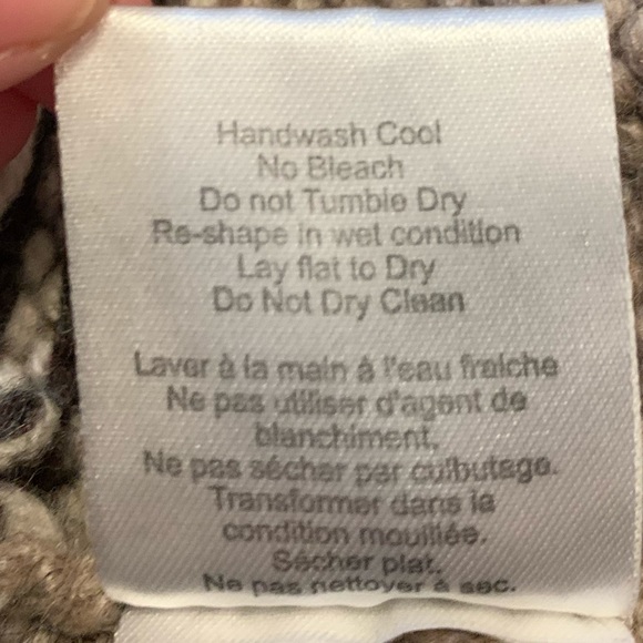 TNA Classic Wool Sweater - Picture 7 of 8